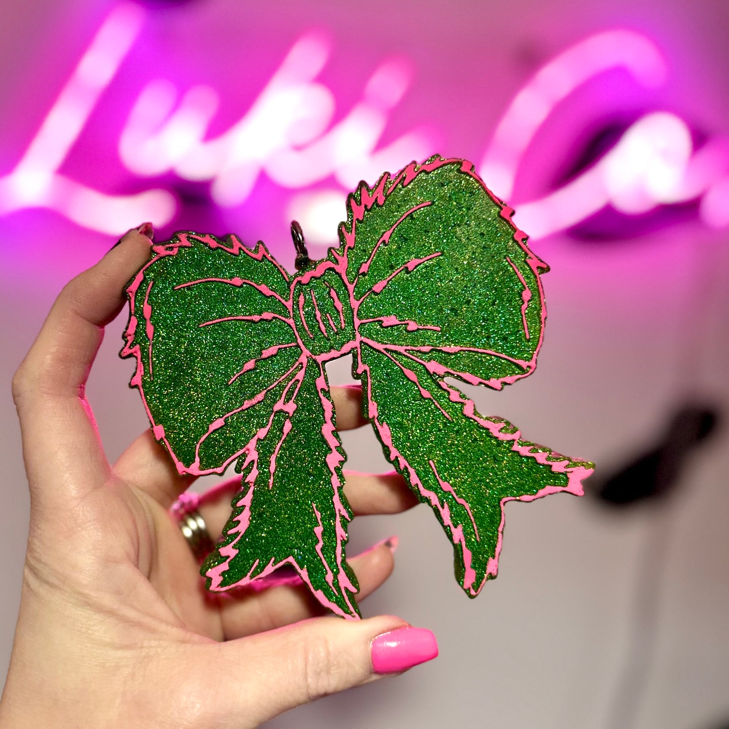 PINKMAS Grinch Bow Car Freshie