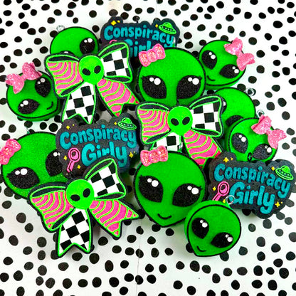 Alien Checkered Bow Car Freshie