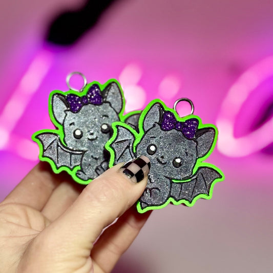 Cutie Bat- Vent Clips Car Freshie