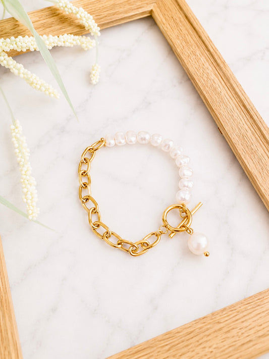18k Gold Bracelet With Pearls