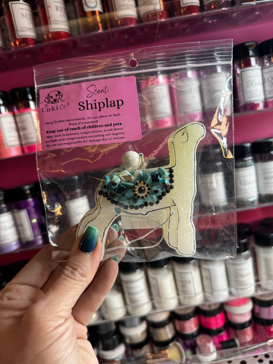RTS - Bougie Show Sheep - Shiplap
