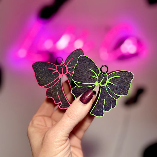 Neon Outline Bow Car Vent Freshies